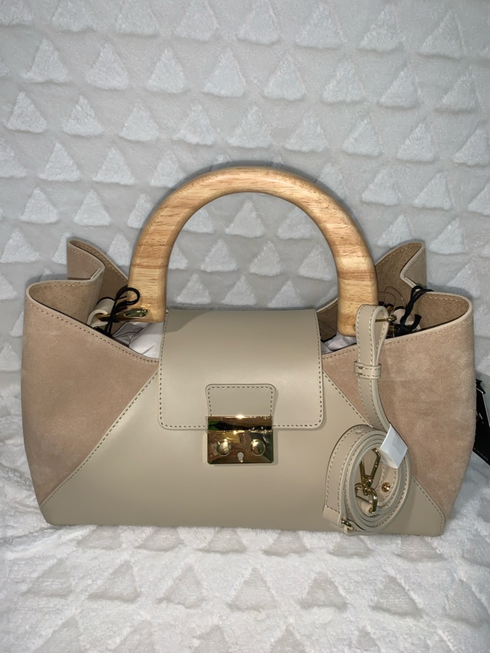 CLAUDIA Firenze Genuine Leather Beige/Cream Satchel Handbag with Wooden Handle